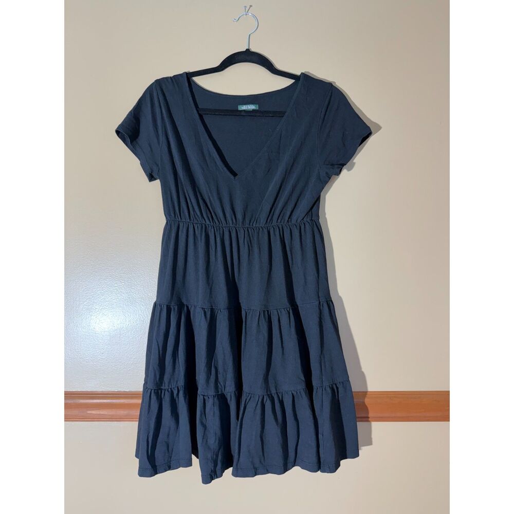 Wild Fable Black Tiered Mini Dress Short Sleeve V-Neck Size M